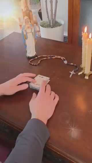 The Rosary Prism - A visual aid for meditative prayer